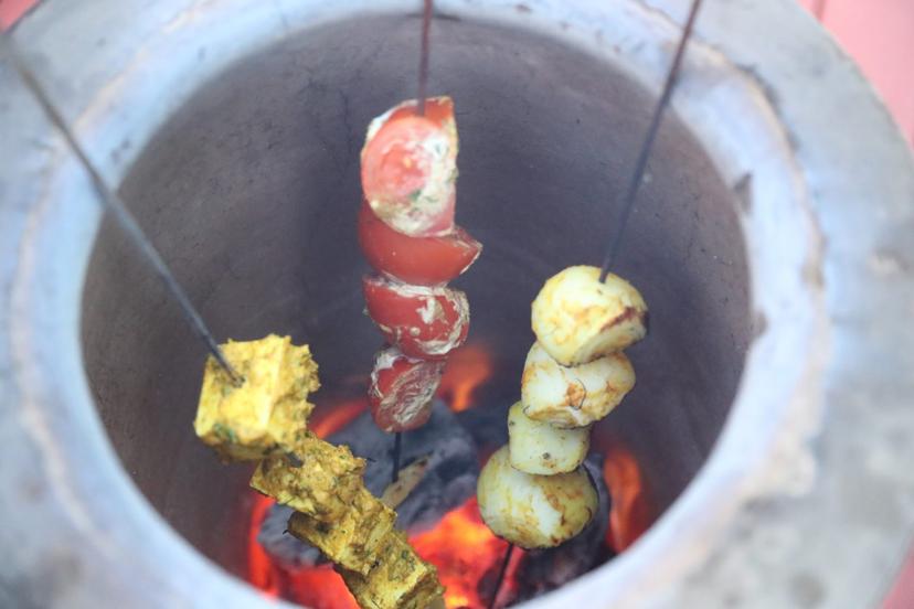 Tomatoes onions skewer