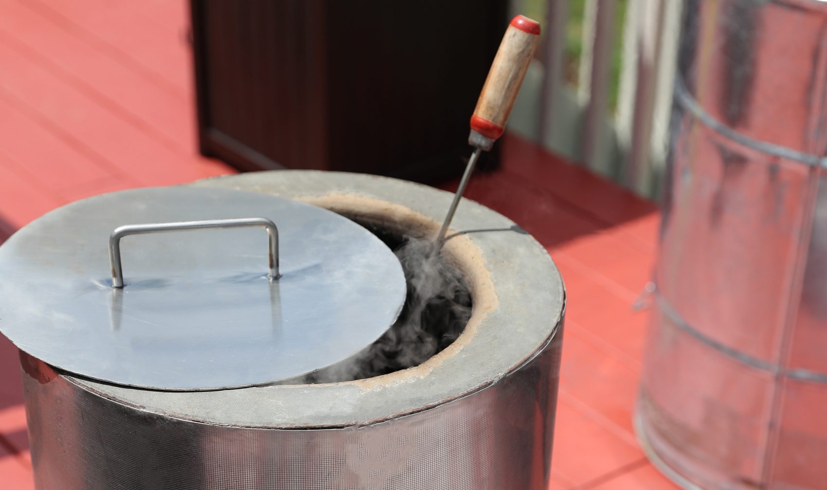 GULATI Home Tandoor producing fire and smoke